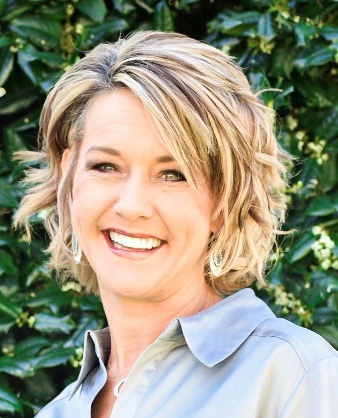 Andrea Raynor
